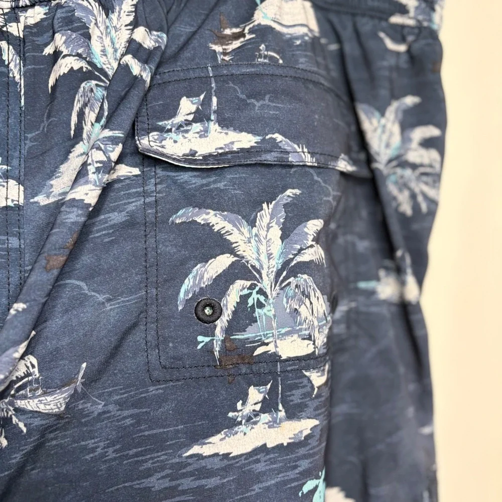 Tommy Bahama tommy bahama